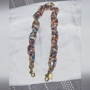 Coach Short chain strap, tortoise, with recycled resin